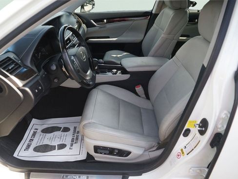 Used 2014 Lexus GS 350 w/ Luxury Package RWD image 9