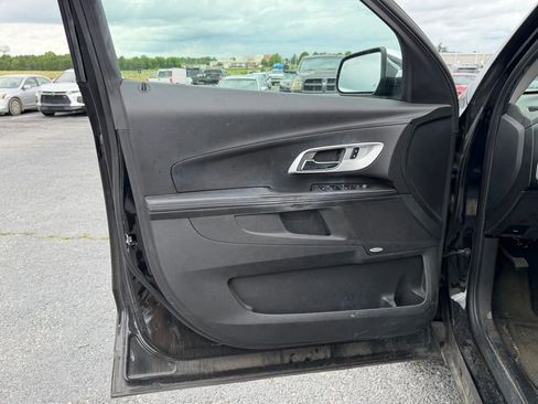 Used 2017 Chevrolet Equinox Premier w/ Enhanced Convenience Package FWD image 13