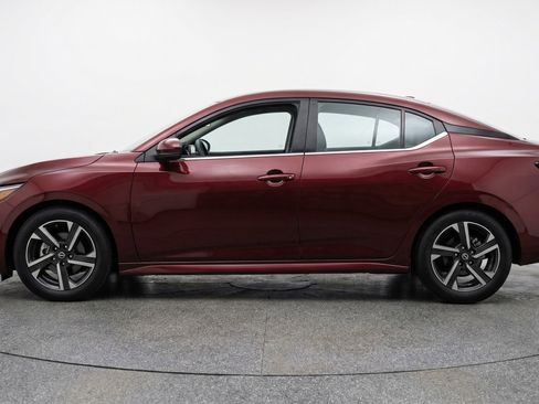 Used 2025 Nissan Sentra SV image 5