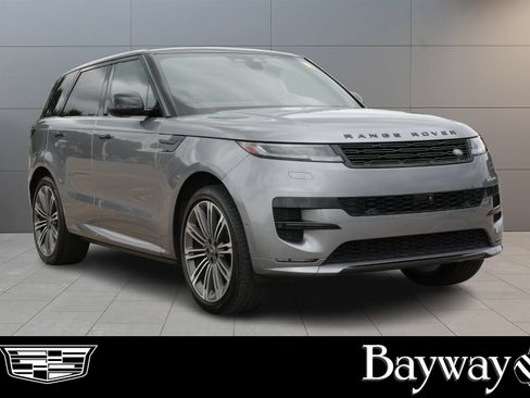 Used 2024 Land Rover Range Rover Sport Dynamic SE AWD/4WD image 4
