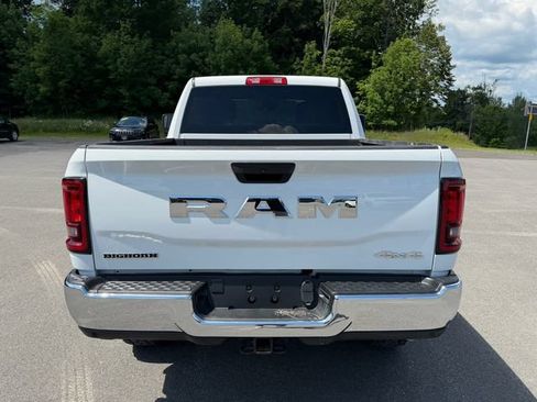 Used 2025 RAM 2500 Big Horn AWD/4WD image 4