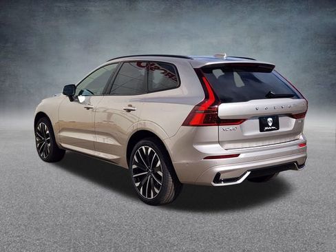 New 2026 Volvo XC60 B5 Ultra w/ Protection Package Premier image 5