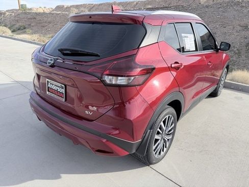 Certified 2024 Nissan Kicks SV image 8
