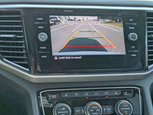 Used 2022 Volkswagen Atlas SE FWD image 22