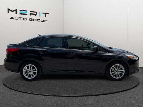 Used 2018 Ford Focus SE FWD image 10