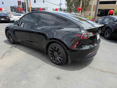 Used 2021 Tesla Model Y Long Range AWD/4WD image 23