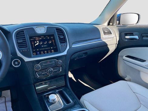 Certified 2023 Chrysler 300 Touring L w/ Comfort Group image 22