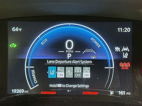 Used 2025 Toyota Camry LE image 19