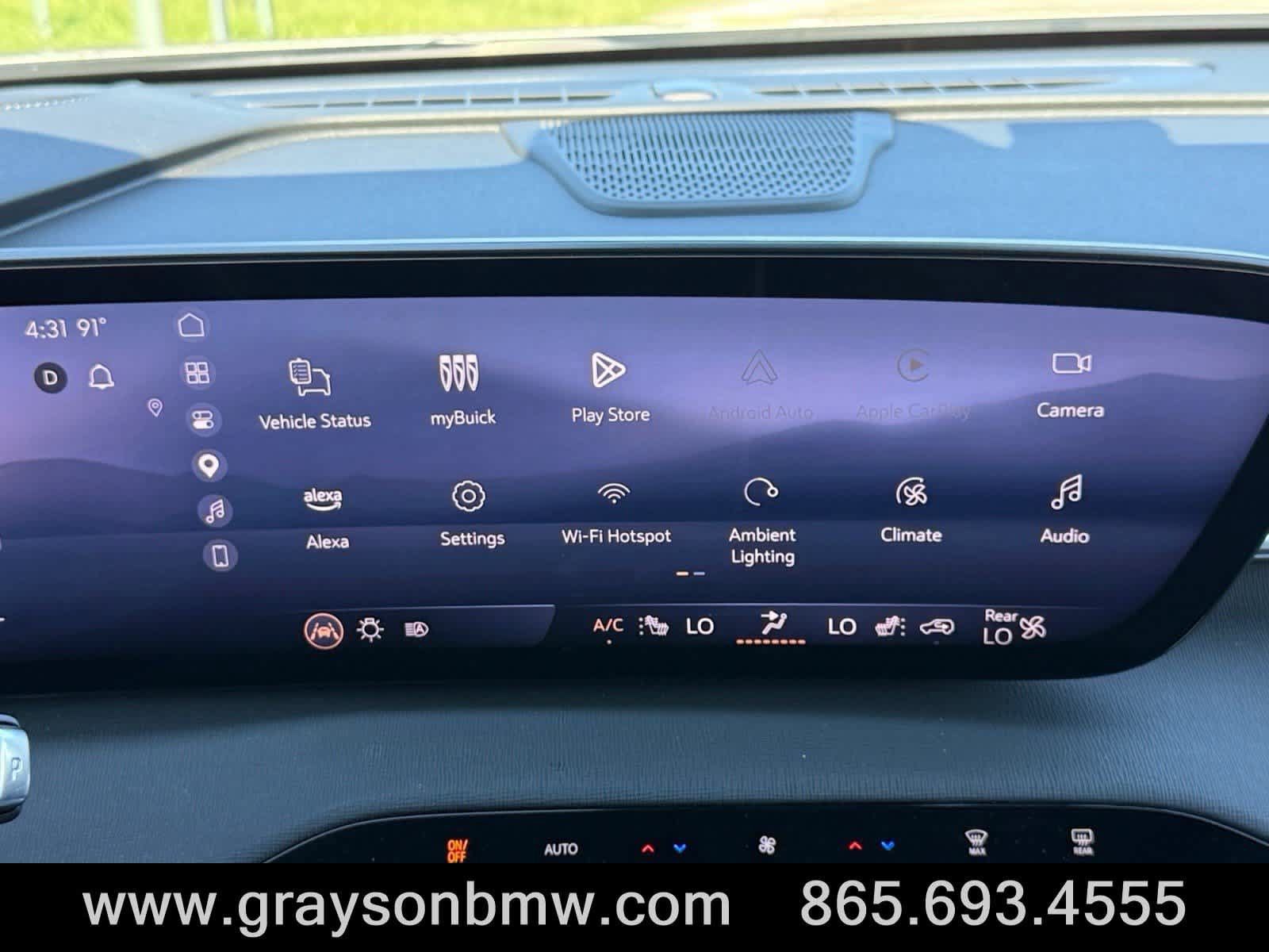 Used 2025 Buick Enclave Preferred AWD/4WD image 30