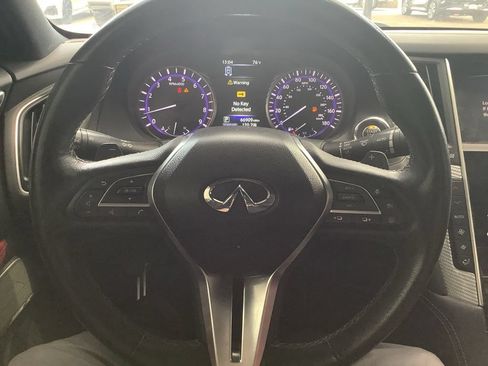 Used 2017 INFINITI Q60 Red Sport 400 AWD/4WD image 12