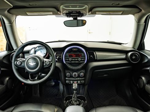 Used 2014 MINI Cooper 2-Door Hardtop FWD image 4