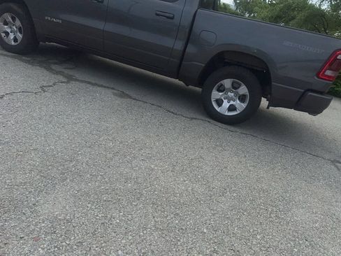 Used 2023 RAM 1500 Big Horn AWD/4WD image 4