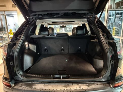 Used 2022 Jeep Cherokee Limited image 22