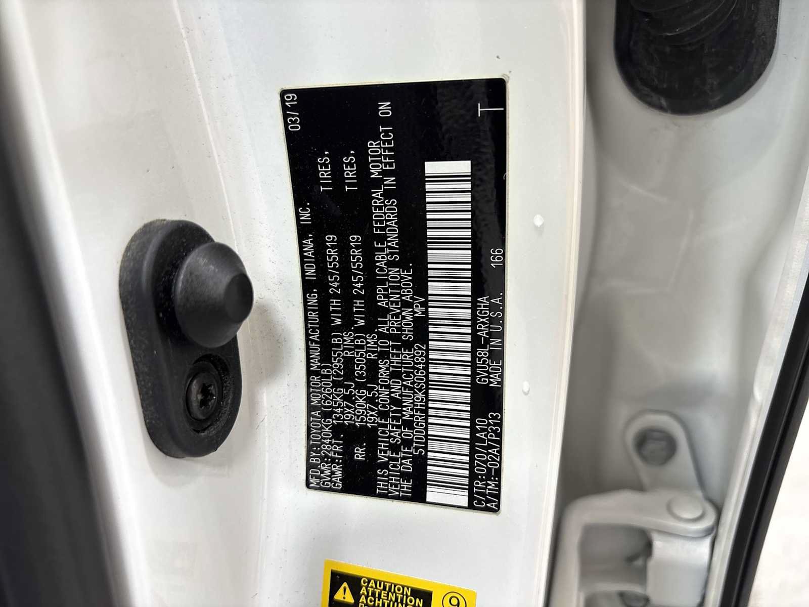 Certified 2019 Toyota Highlander Limited AWD/4WD image 11