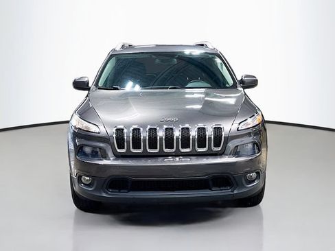 Used 2014 Jeep Cherokee Latitude w/ Cold Weather Group AWD/4WD image 2