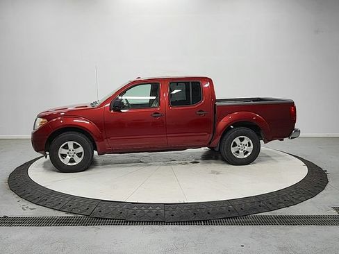 Used 2013 Nissan Frontier SV w/ SV Value Truck Pkg RWD image 4