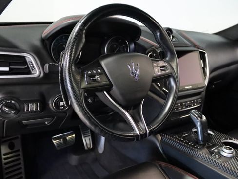 Used 2022 Maserati Ghibli Modena Q4 image 41