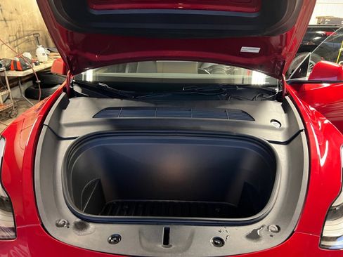 Used 2023 Tesla Model Y Long Range image 20