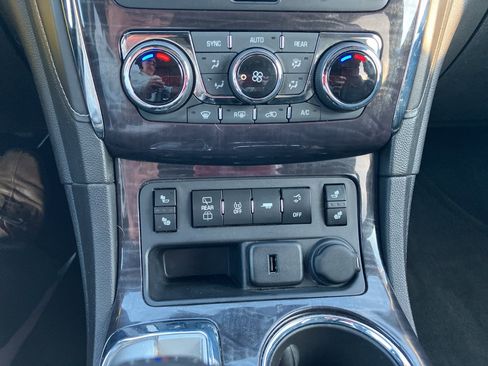 Used 2017 Buick Enclave Leather w/ Enclave Sport Touring Edition image 19