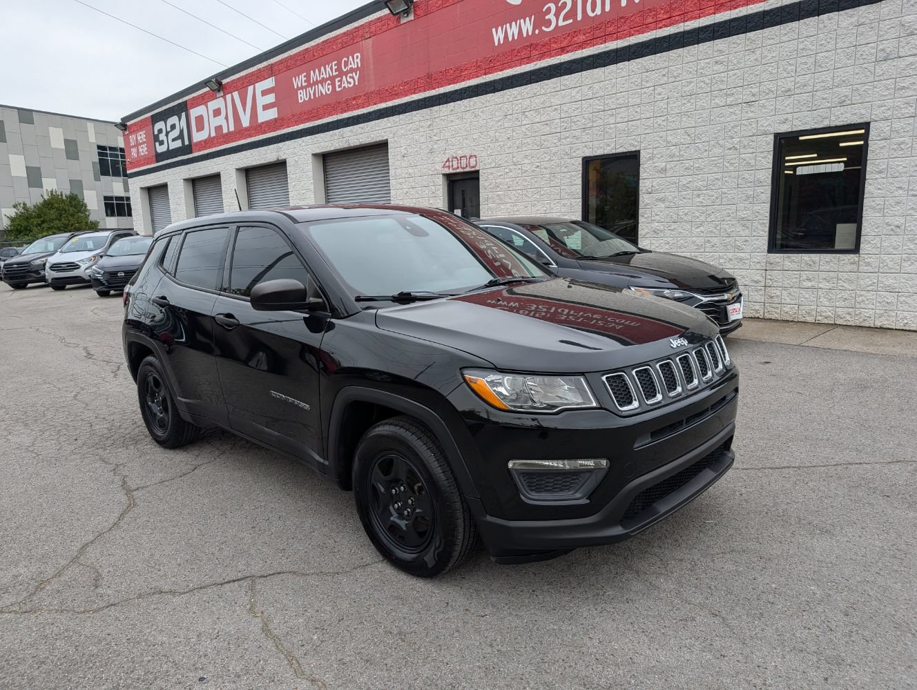 Used 2021 Jeep Compass Sport FWD image 1