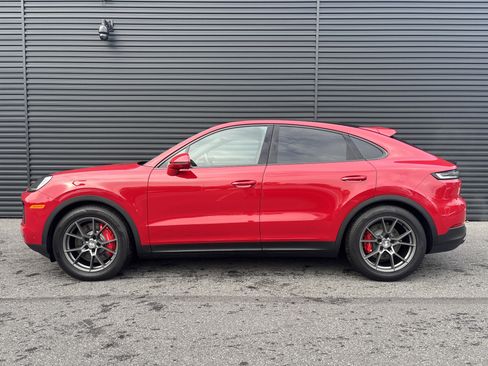 New 2025 Porsche Cayenne S image 2