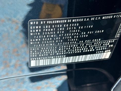 Used 2023 Volkswagen Tiguan SE FWD image 29