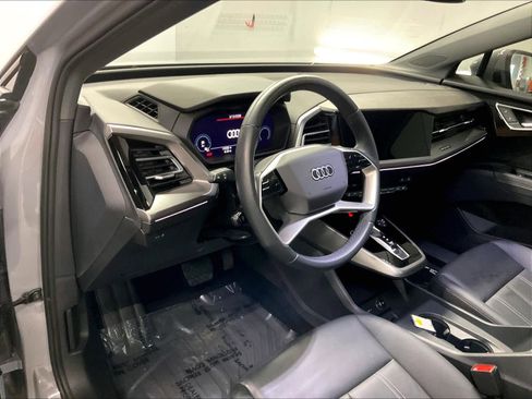 Used 2023 Audi Q4 e-tron Premium Plus w/ Premium Plus image 15