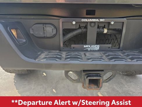 Used 2021 Toyota Tacoma TRD Off-Road image 8