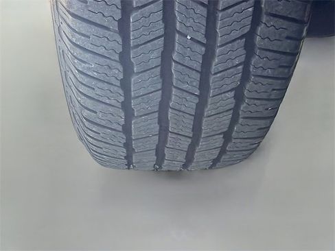 Used 2018 Toyota Tacoma TRD Sport image 39