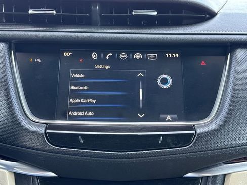 Used 2017 Cadillac XT5 Premium Luxury image 24