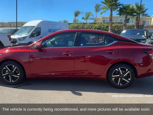 Used 2024 Nissan Sentra SV FWD image 9