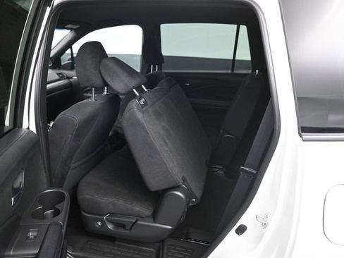 Used 2022 Honda Pilot Sport image 29