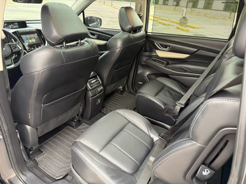 Used 2019 Subaru Ascent Limited w/ Popular Package #3 AWD/4WD image 59