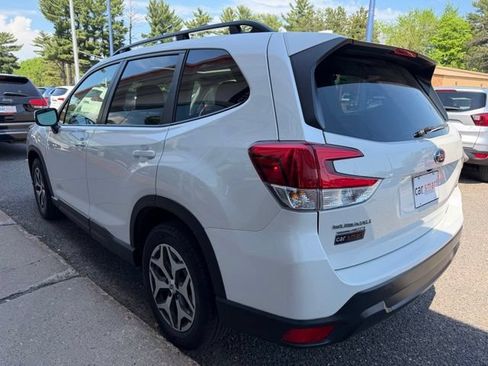 Used 2023 Subaru Forester Premium AWD/4WD image 5