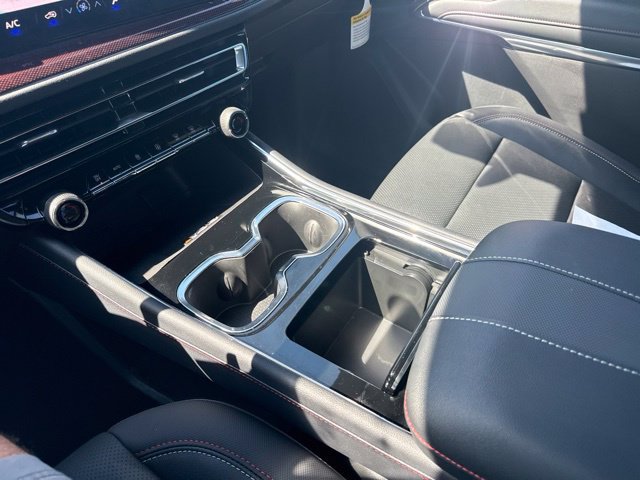 Used 2026 Chevrolet Traverse Z71 AWD/4WD image 46