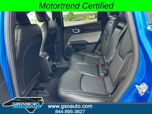 Used 2025 Jeep Compass Latitude AWD/4WD image 21