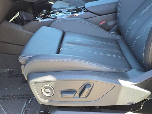 Certified 2025 Audi Q6 e-tron Premium Plus w/ Premium Plus RWD image 20
