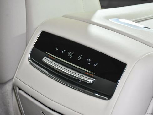 Used 2025 Cadillac Escalade ESV Sport Platinum AWD/4WD image 55