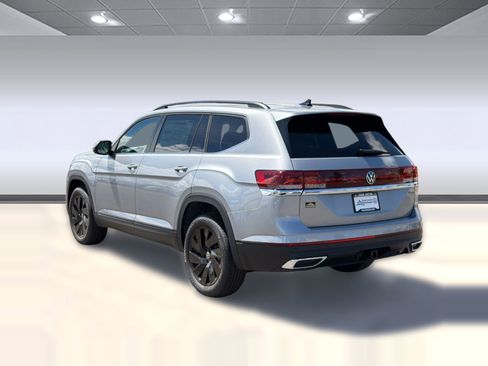 New 2026 Volkswagen Atlas SE AWD/4WD image 3