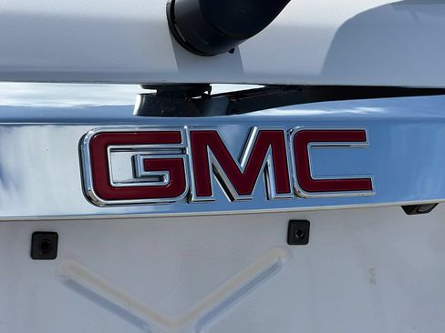Used 2016 GMC Acadia SLT w/ Premium Edition FWD image 44