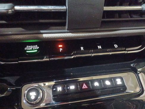 Used 2024 Lincoln Corsair AWD w/ Equipment Group 101A image 22