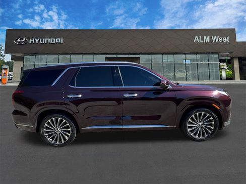 Used 2023 Hyundai Palisade Calligraphy AWD/4WD image 4