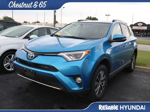 Used 2016 Toyota RAV4 XLE AWD/4WD image 11