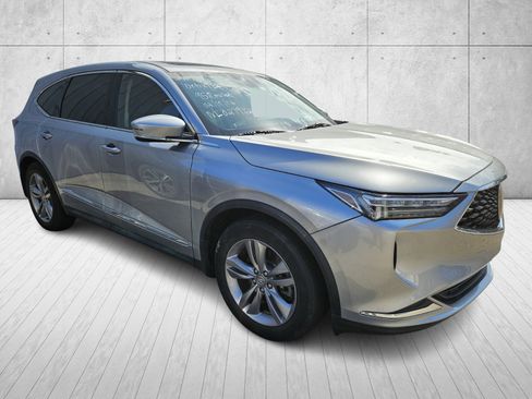 Used 2022 Acura MDX SH-AWD image 3