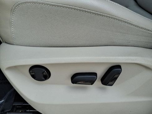 Certified 2024 Volkswagen Atlas SE w/ Panoramic Sunroof Package image 23