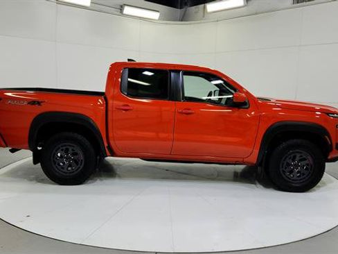Certified 2025 Nissan Frontier PRO-4X w/ Interior Protection Package AWD/4WD image 9