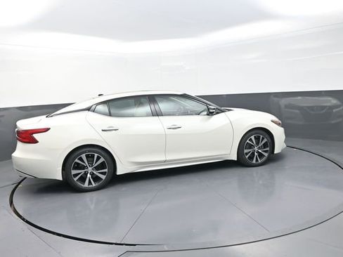 Used 2017 Nissan Maxima 3.5 SL image 15