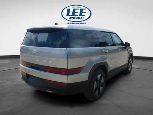 New 2026 Hyundai Santa Fe SE image 7