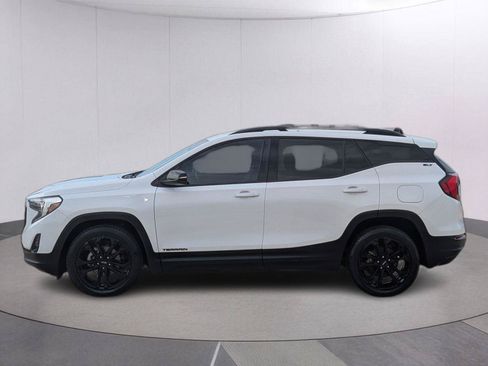 Used 2019 GMC Terrain SLT w/ Preferred Package FWD image 2