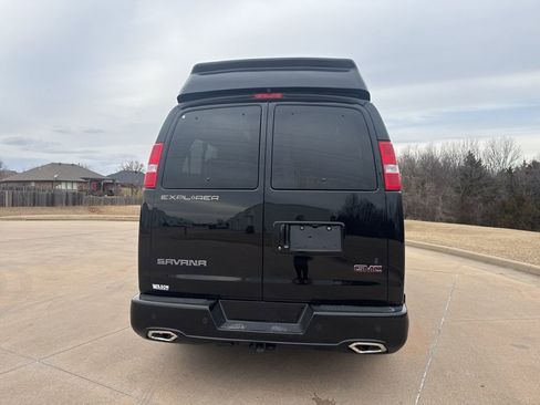 New 2025 GMC Savana 2500 Extended w/ Driver Convenience Package RWD image 8